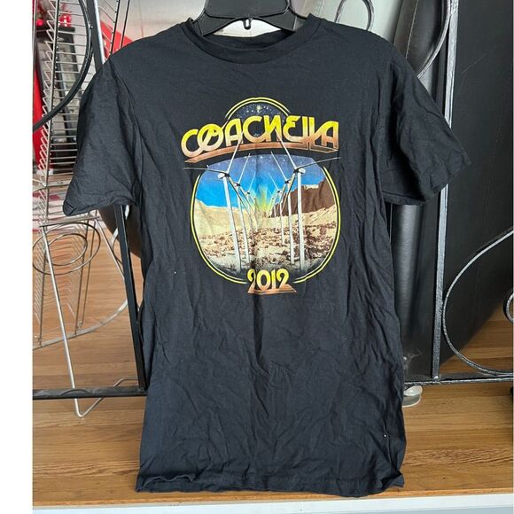 Official Coachella 2012 Line Up Tee - Picture 1 of 3